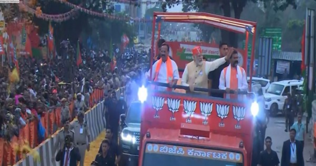 Prime Minister Modi holds roadshow in Bengaluru